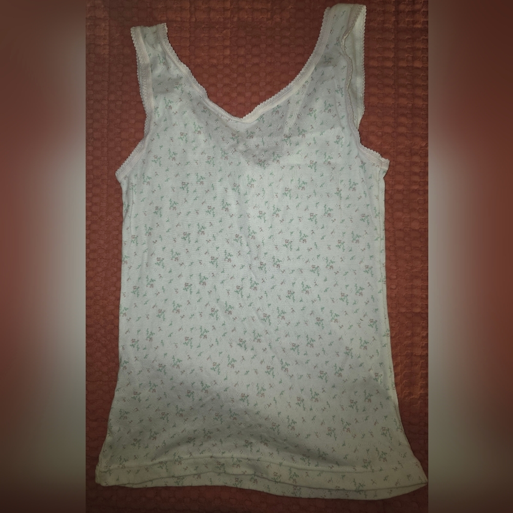 Floral tank